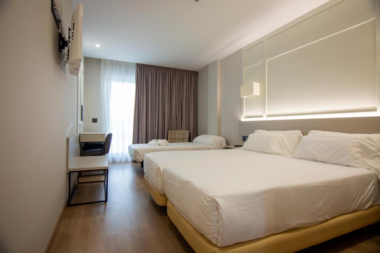 Oca Playa De Foz Hotel & Spa ภายนอก รูปภาพ